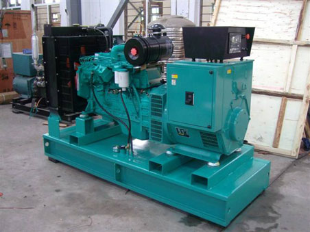 密山200kw康明斯柴油发电机组图片 密山200kw康明斯柴油发电机组图片